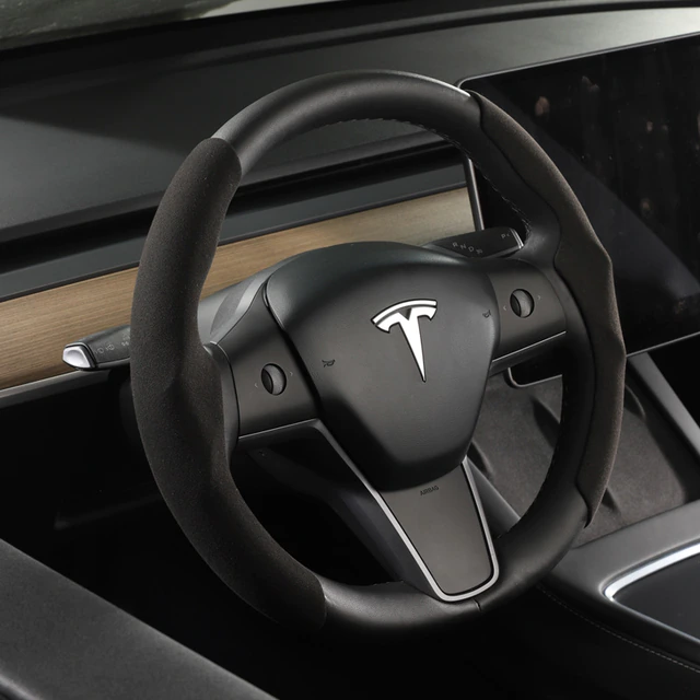 tesla steering wheels